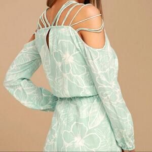 NFC  Blue White Hibiscus Floral Print Strappy Cold Shoulder Romper Large